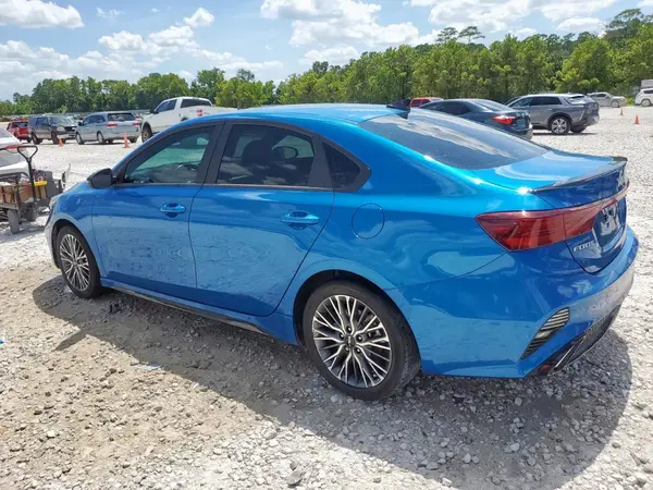 3KPF54AD9RE715352 2024 KIA FORTE - Image 2
