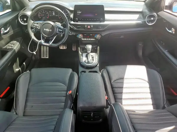 3KPF54AD9RE715352 2024 KIA FORTE - Image 8
