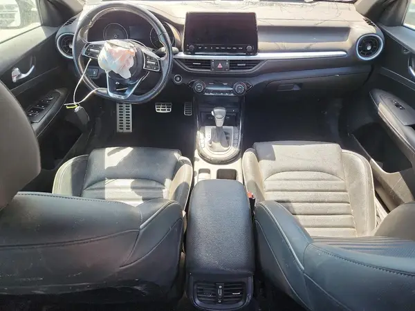 3KPF54AD9RE718235 2024 KIA FORTE - Image 8