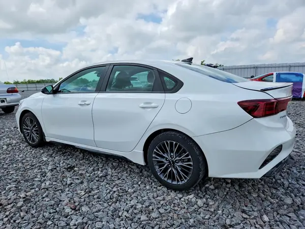 3KPF54AD9RE720129 2024 KIA FORTE - Image 2