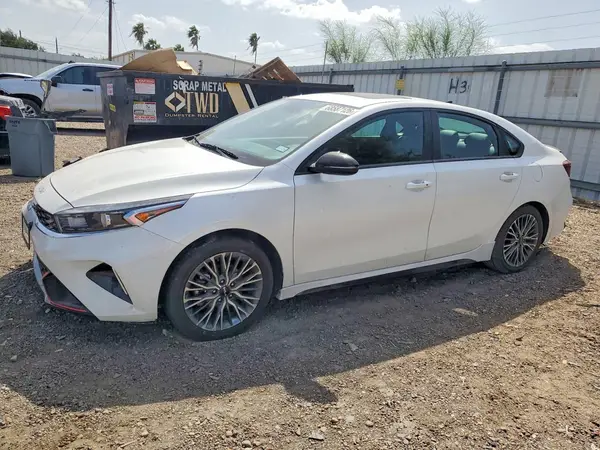 3KPF54AD9RE720146 2024 KIA FORTE - Image 1