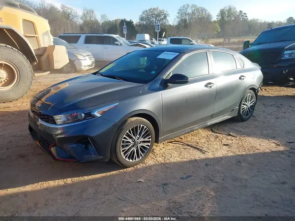 3KPF54AD9RE724911 2024 KIA FORTE - Image 2