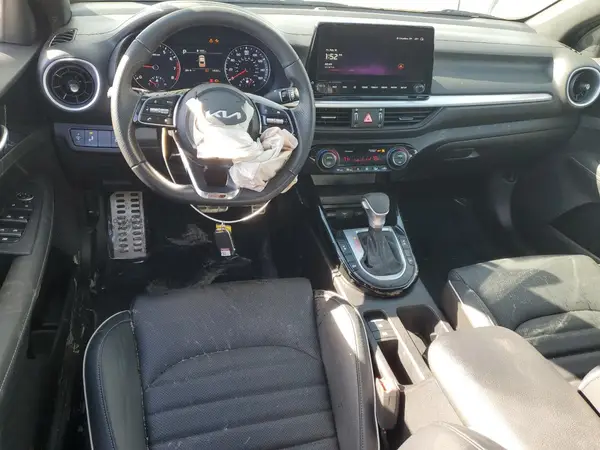 3KPF54AD9RE726447 2024 KIA FORTE - Image 8