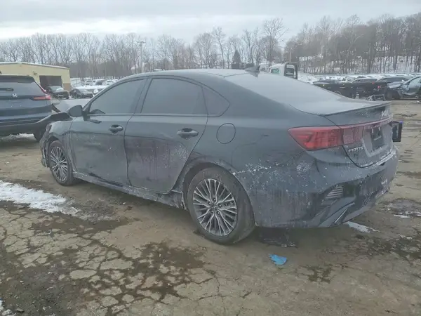 3KPF54AD9RE726822 2024 KIA FORTE - Image 2