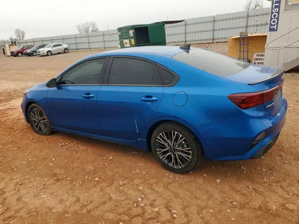 3KPF54AD9RE727632 2024 KIA FORTE - Image 2