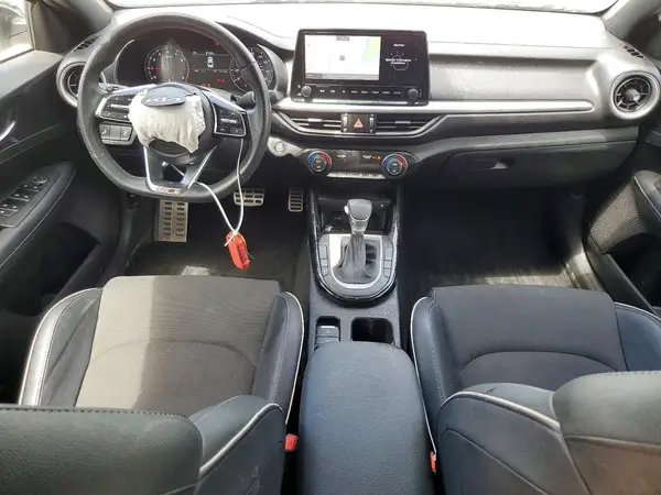 3KPF54AD9RE741868 2024 KIA FORTE - Image 8