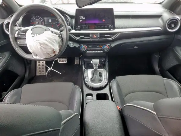 3KPF54AD9RE742924 2024 KIA FORTE - Image 8