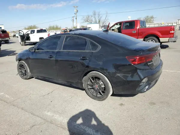 3KPF54AD9RE754622 2024 KIA FORTE - Image 2