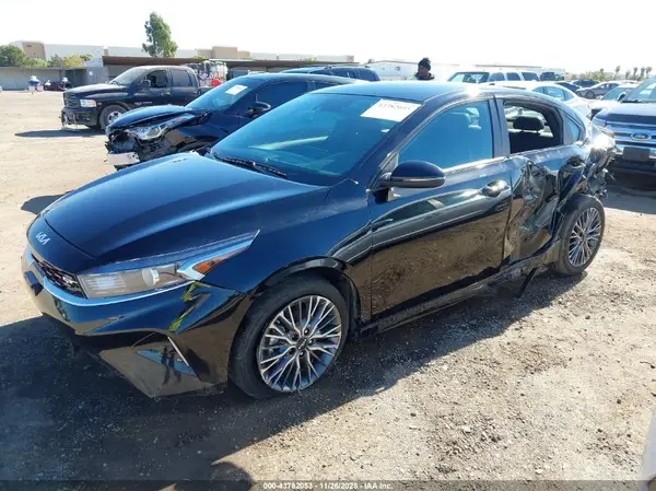3KPF54AD9RE754748 2024 KIA FORTE - Image 2