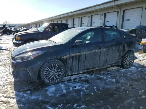3KPF54AD9RE756662 2024 KIA FORTE - Image 1