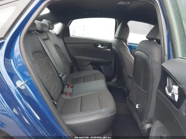3KPF54AD9RE765734 2024 KIA FORTE - Image 8