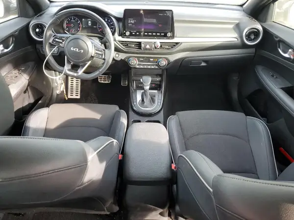 3KPF54AD9RE767290 2024 KIA FORTE - Image 8