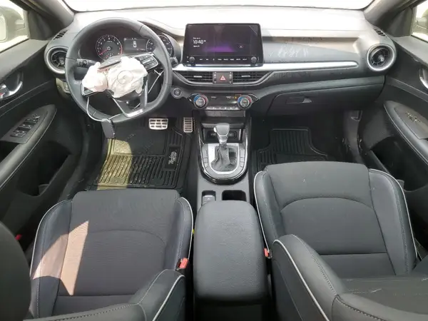 3KPF54AD9RE767371 2024 KIA FORTE - Image 8