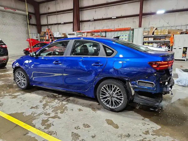 3KPF54AD9RE780069 2024 KIA FORTE - Image 2