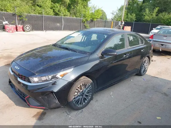 3KPF54AD9RE783490 2024 KIA FORTE - Image 2