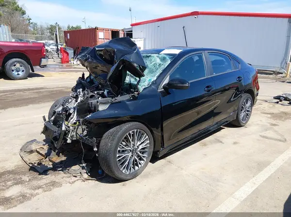 3KPF54AD9RE791248 2024 KIA FORTE - Image 2
