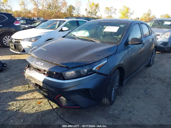 3KPF54AD9RE797051 2024 KIA FORTE - Image 2