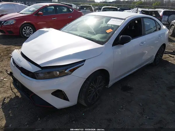 3KPF54AD9RE799480 2024 KIA FORTE - Image 2