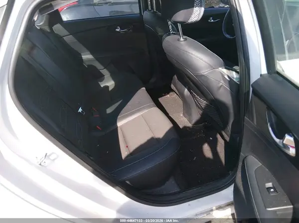 3KPF54AD9RE799480 2024 KIA FORTE - Image 8