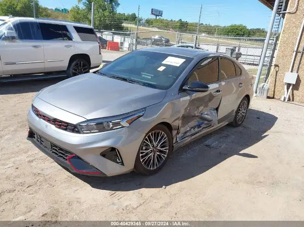 3KPF54AD9RE801535 2024 KIA FORTE - Image 2