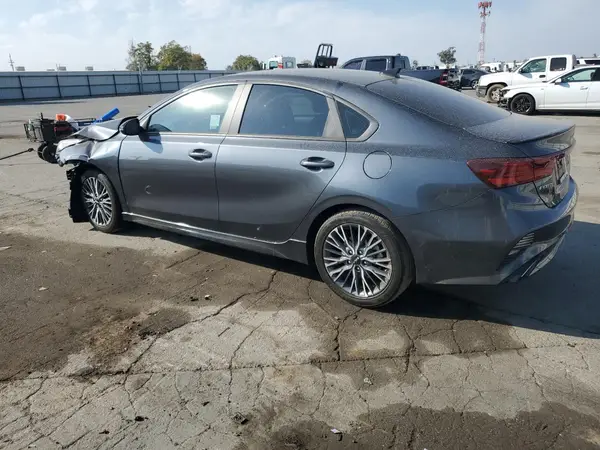 3KPF54AD9RE802474 2024 KIA FORTE - Image 2
