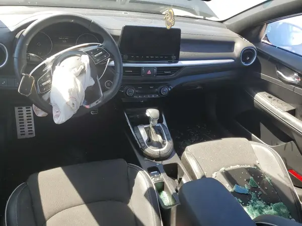 3KPF54AD9RE803351 2024 KIA FORTE - Image 8