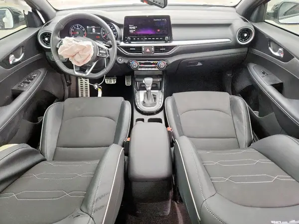 3KPF54AD9RE805343 2024 KIA FORTE - Image 8
