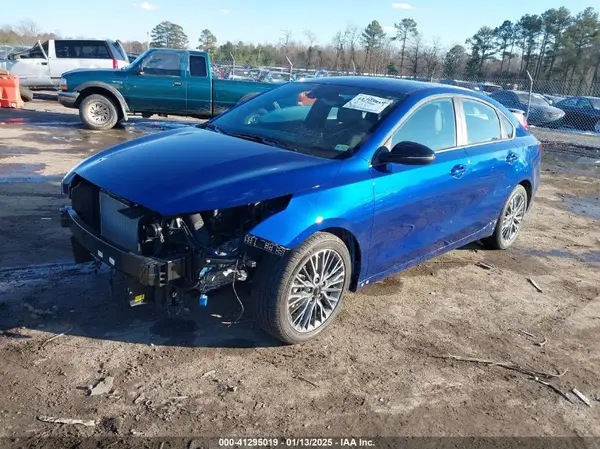 3KPF54AD9RE808999 2024 KIA FORTE - Image 2