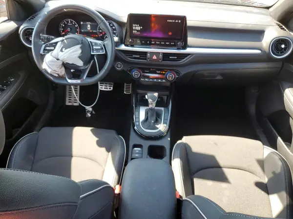 3KPF54AD9RE809652 2024 KIA FORTE - Image 8
