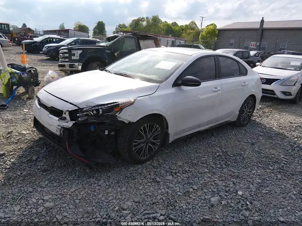 3KPF54AD9RE812180 2024 KIA FORTE - Image 2