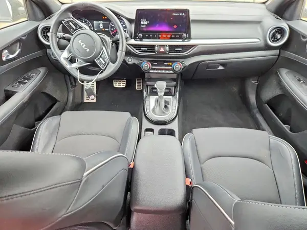 3KPF54AD9RE814415 2024 KIA FORTE - Image 8