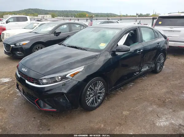 3KPF54AD9RE820151 2024 KIA FORTE - Image 2