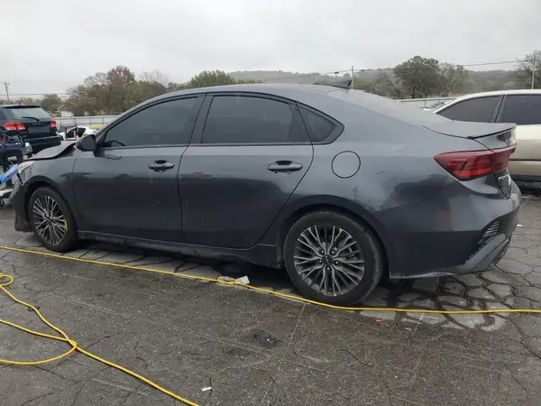 3KPF54AD9RE822675 2024 KIA FORTE - Image 2