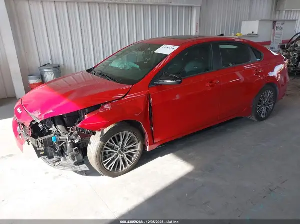 3KPF54AD9RE830453 2024 KIA FORTE - Image 2