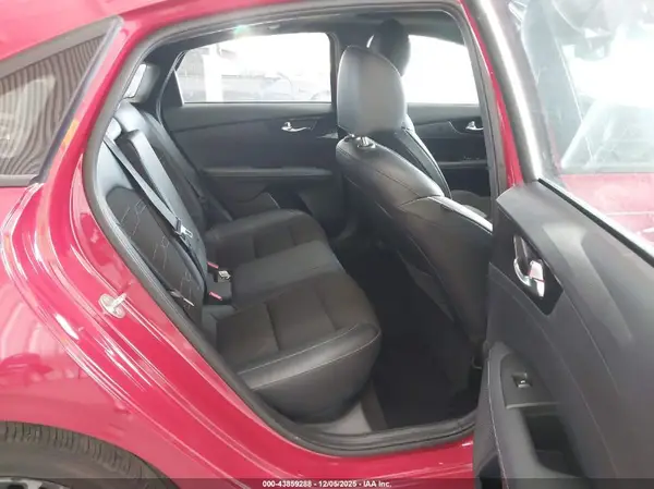 3KPF54AD9RE830453 2024 KIA FORTE - Image 8