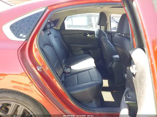 3KPF54ADXKE084830 2019 KIA FORTE - Image 8