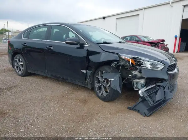 3KPF54ADXKE101187 2019 KIA FORTE - Image 1