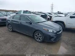 3KPF54ADXKE122685 2019 KIA FORTE
