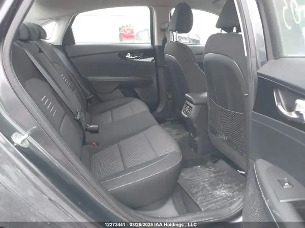 3KPF54ADXKE122685 2019 KIA FORTE - Image 8