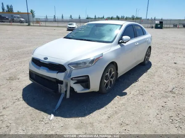3KPF54ADXKE128924 2019 KIA FORTE - Image 2