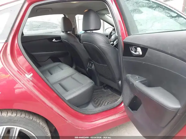 3KPF54ADXLE190583 2020 KIA FORTE - Image 8