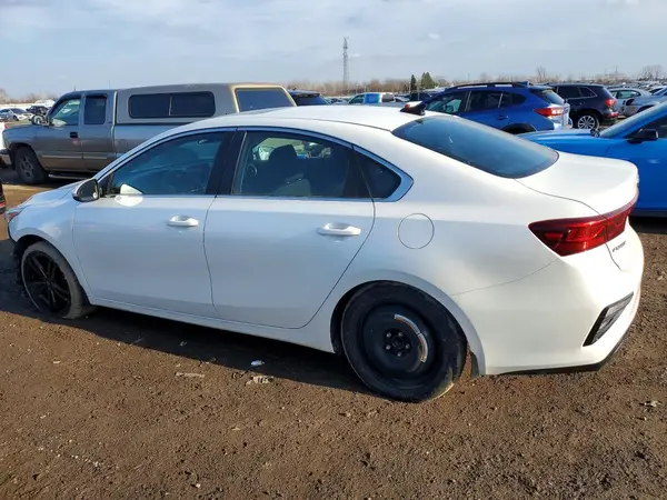 3KPF54ADXLE239815 2020 KIA FORTE - Image 2