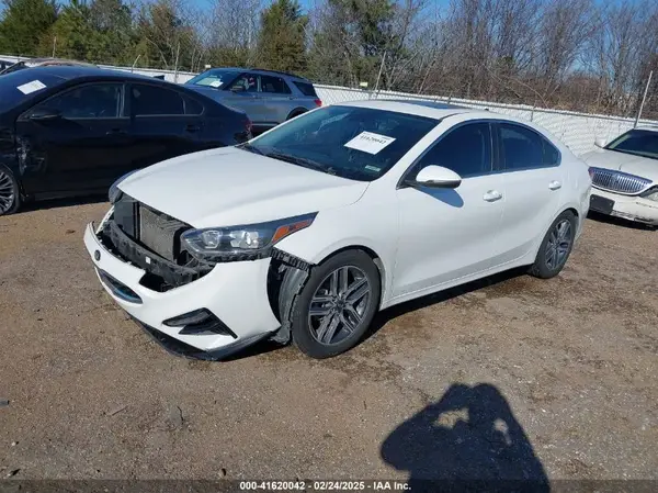 3KPF54ADXME330763 2021 KIA FORTE - Image 2