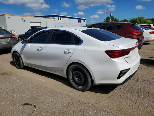 3KPF54ADXME400472 2021 KIA FORTE - Image 2