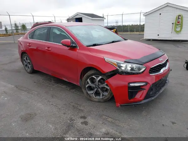3KPF54ADXME402125 2021 KIA FORTE - Image 1