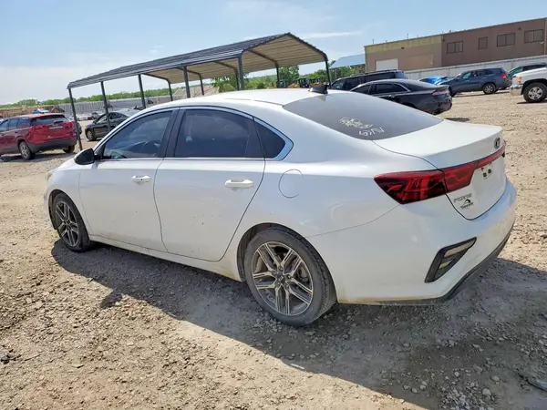 3KPF54ADXME415537 2021 KIA FORTE - Image 2