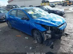 3KPF54ADXNE426104 2022 KIA FORTE