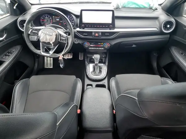 3KPF54ADXNE427950 2022 KIA FORTE - Image 8