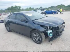 3KPF54ADXNE427995 2022 KIA FORTE