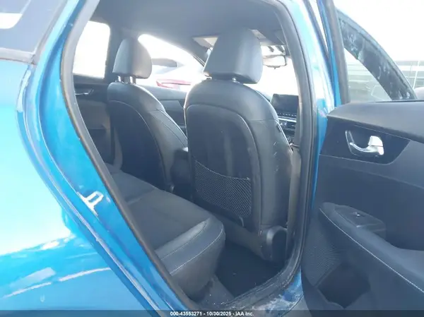 3KPF54ADXNE428399 2022 KIA FORTE - Image 8